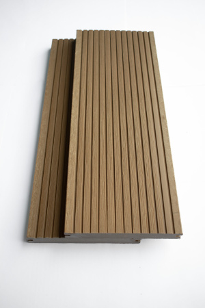 Террасная доска Bergia Solid Linden (орех), липа/крупный вельвет